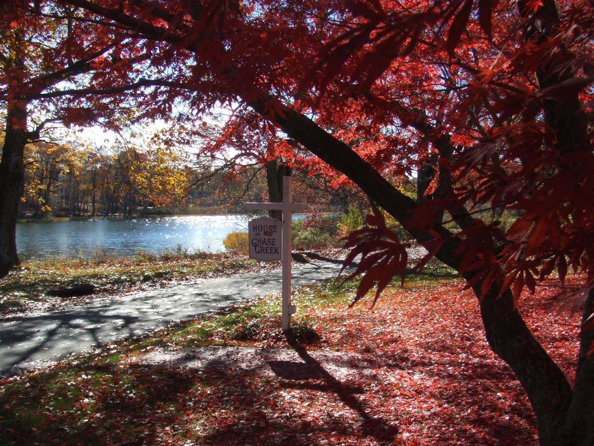 House On Chase Creek Bed and Breakfast Shelter Island Heights Buitenkant foto