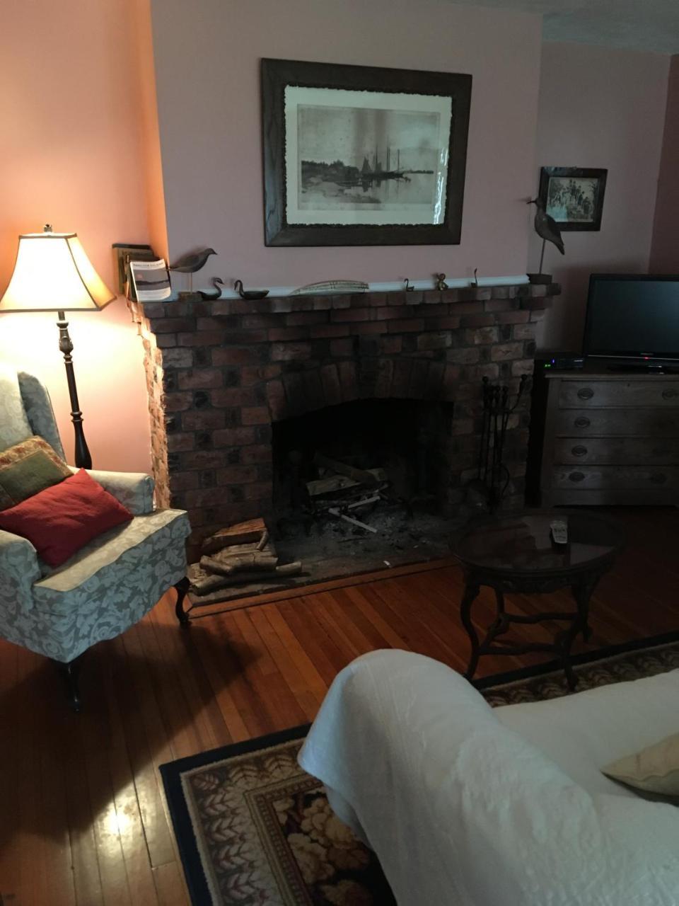 House On Chase Creek Bed and Breakfast Shelter Island Heights Buitenkant foto